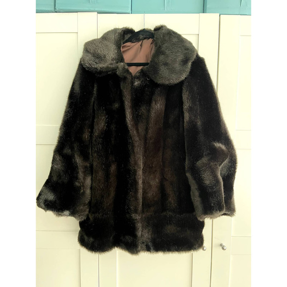 Sears Jackets & Blazers - Gorgeous Sears Fashions Vintage Dark Brown Faux Fur Coat. Size L-XL